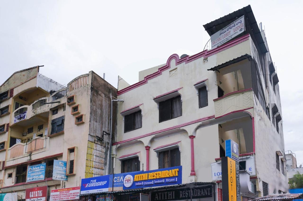 Spot On Sri Sai Lohith Lodge Near Snow World Secundurabad 外观 照片